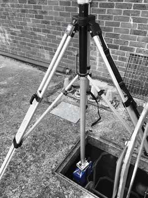 Laser scanning in confined spaces