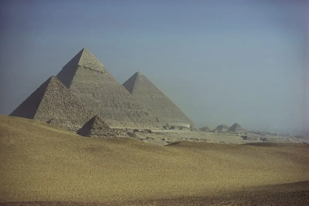 Archaeology 3d laser scan at giza pyramids