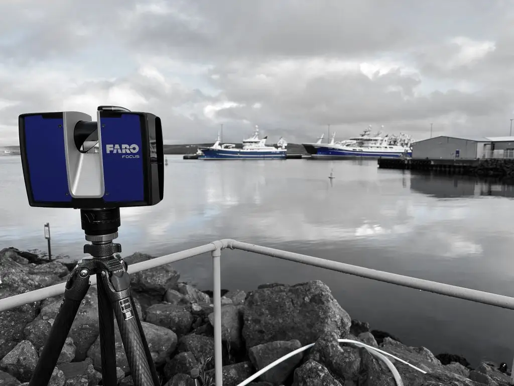 3D laser scanning including boats